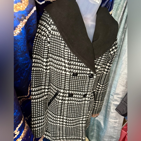 IZ Byer Plaid Pea Coat Jacket w/ Oversized Hood. Size X-Small - Picture 7 of 15